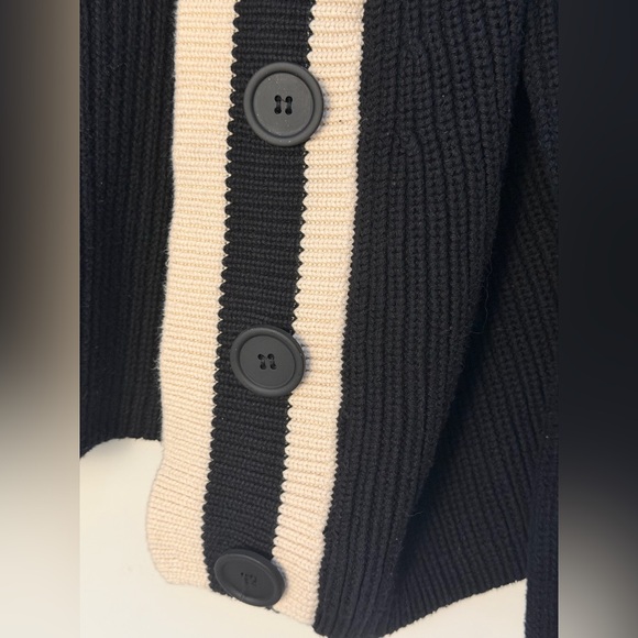 525 America Black & Cream Cropped Cardigan Sweater Size Small - Picture 12 of 16